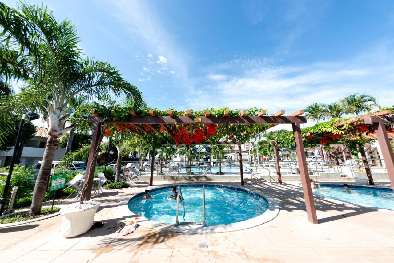 Condominio Diroma Resorts Internacional Flats Casa de férias
